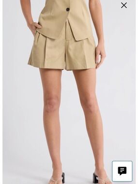 Madewell Tailored High-Rise Pleated Shorts - Beige